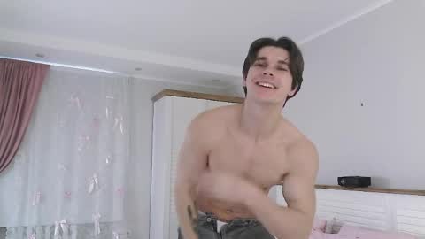 Eric Crush online show from 03.15.26