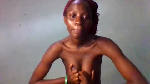 Snapshot of erica843871 chatting on 10.04.25 Erica online show from 10.04.25