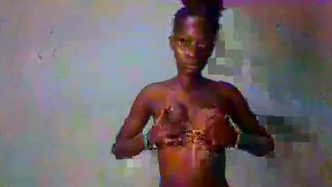 Snapshot of erica843871 chatting on 10.05.25 Erica online show from 10.05.25