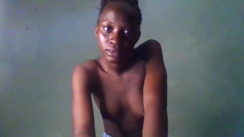 Snapshot of erica843871 chatting on 10.07.25 Erica online show from 10.07.25