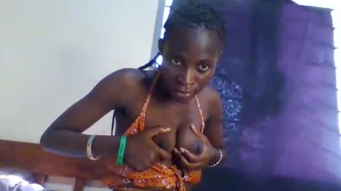 Snapshot of erica843871 chatting on 10.23.25 Erica online show from 10.23.25