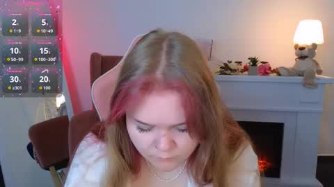 erica_love_ online show from 09.16.25