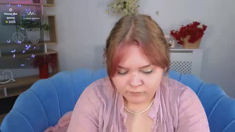 erica_love_ online show from 09.19.25