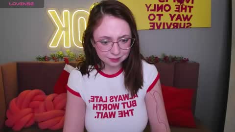 Erica 3 online show from 11.29.25