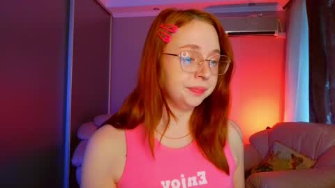 Erica 3 online show from 04.28.26