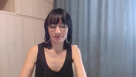 ericablack8 online show from 09.12.25
