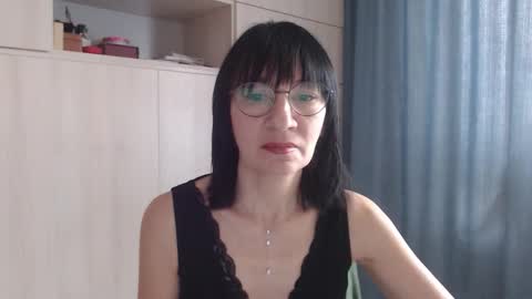 ericablack8 online show from 09.18.25