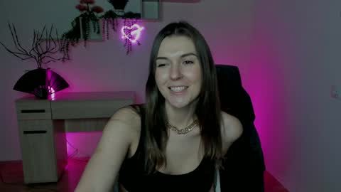 Snapshot of ericapowers chatting on 12.23.24 EricaPowers online show from 12.23.24