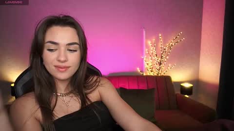 Erica online show from 11.14.25