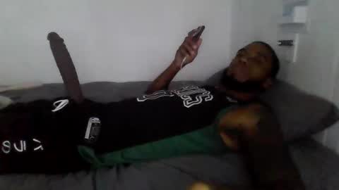 Snapshot of ericbuck chatting on 12.18.24 Eric Buck online show from 12.18.24