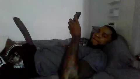 Snapshot of ericbuck chatting on 12.23.24 Eric Buck online show from 12.23.24