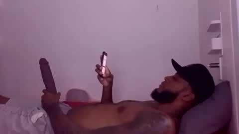 Snapshot of ericbuck chatting on 01.02.25 Eric Buck online show from 01.02.25