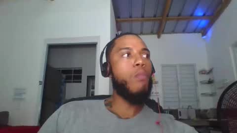 Snapshot of ericbuck chatting on 01.14.25 Eric Buck online show from 01.14.25