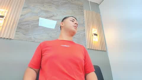 Snapshot of erick_craig chatting on 02.06.26 Erick online show from 02.06.26