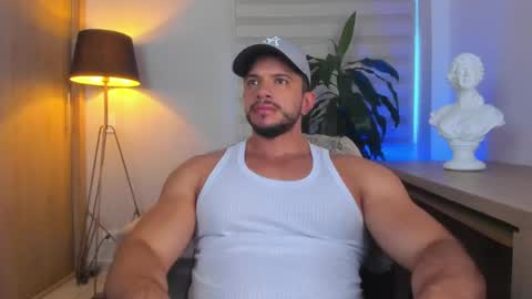 Snapshot of erick_thompson chatting on 05.12.26 Erick Thompson online show from 05.12.26