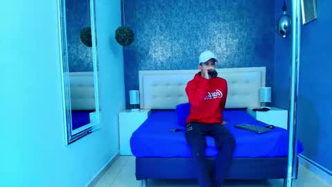   online show from 10.12.25