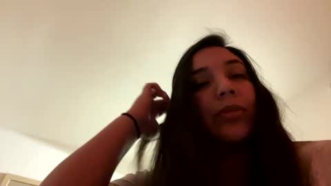 Snapshot of erickavee21 chatting on 12.16.24 ErickaVee online show from 12.16.24