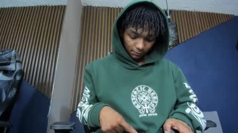 Snapshot of erickcarmack chatting on 02.12.25 Erick online show from 02.12.25