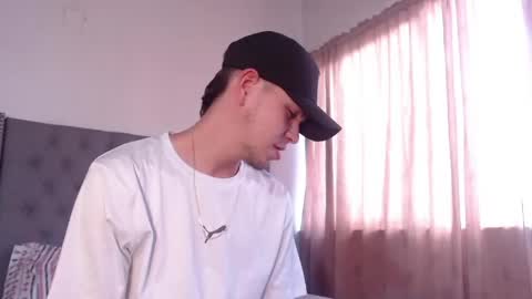 Snapshot of erik_rodriguez chatting on 05.30.26 Erik rodriguez online show from 05.30.26