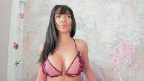 Erikabeee online show from 03.25.26