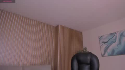 Erika Benz online show from 02.13.26