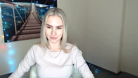 Erika online show from 01.06.25