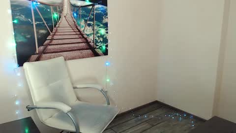 Erika online show from 01.28.25