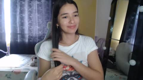 erina_1 online show from 09.24.25