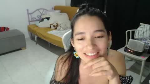 Snapshot of erina_1 chatting on 06.08.26 erina_1 online show from 06.08.26