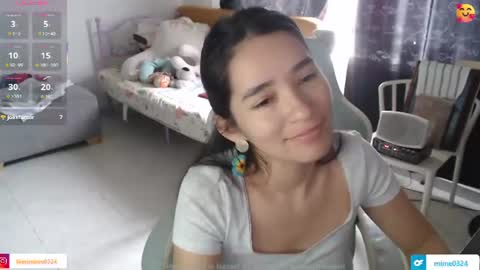 Snapshot of erina_1 chatting on 06.14.26 erina_1 online show from 06.14.26