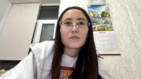 Snapshot of erinnthurmond chatting on 06.06.26 Luna online show from 06.06.26