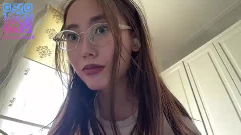 Snapshot of erinnthurmond chatting on 06.11.26 Luna online show from 06.11.26
