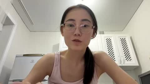 Snapshot of erinnthurmond chatting on 07.19.26 Luna online show from 07.19.26