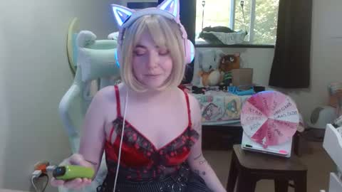 ErisTheDoll online show from 10.05.25
