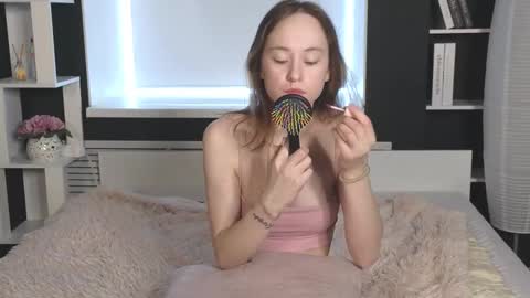 Becky online show from 03.03.25