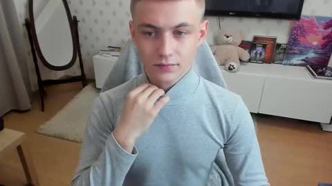 Max online show from 10.17.25