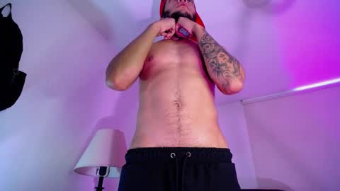 Snapshot of eros_chipre chatting on 02.17.25 Eros online show from 02.17.25