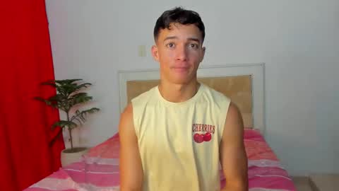Snapshot of eroseliam chatting on 02.26.26 EROS ELIAM online show from 02.26.26