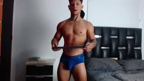 Snapshot of erosscott chatting on 10.21.25 Eros online show from 10.21.25