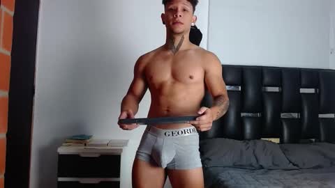 Snapshot of erosscott chatting on 10.22.25 Eros online show from 10.22.25