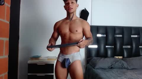 Snapshot of erosscott chatting on 10.23.25 Eros online show from 10.23.25