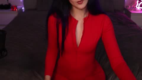 erotic_synth_goddess online show from 10.04.25