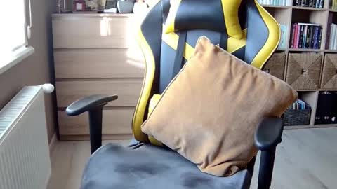 Melissa   online show from 02.10.25