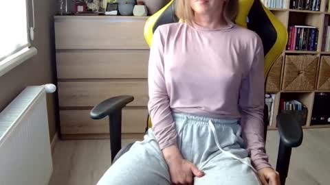 Melissa   online show from 02.11.25