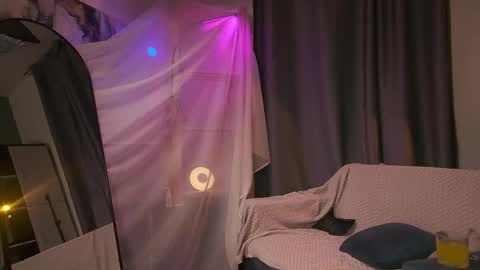 Rachel Rach online show from 12.16.25