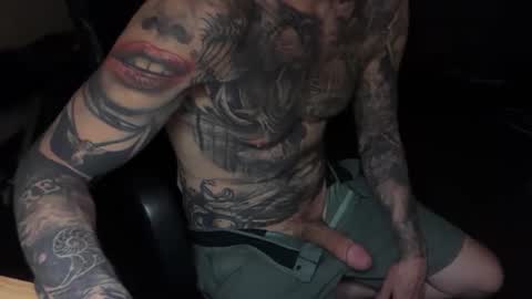 Snapshot of eroticcloseups chatting on 02.18.26 Erotic CloseUps online show from 02.18.26