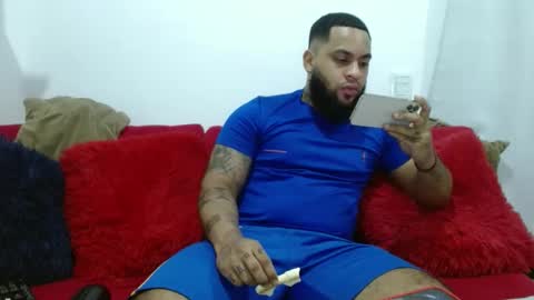 Snapshot of eroticoblack chatting on 10.04.25 Eroticoblack online show from 10.04.25