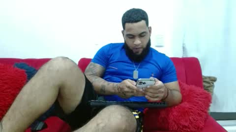 Snapshot of eroticoblack chatting on 10.17.25 Eroticoblack online show from 10.17.25