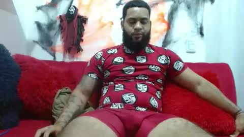 Snapshot of eroticoblack chatting on 10.28.25 Eroticoblack online show from 10.28.25