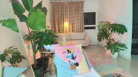 TINY  online show from 09.18.25